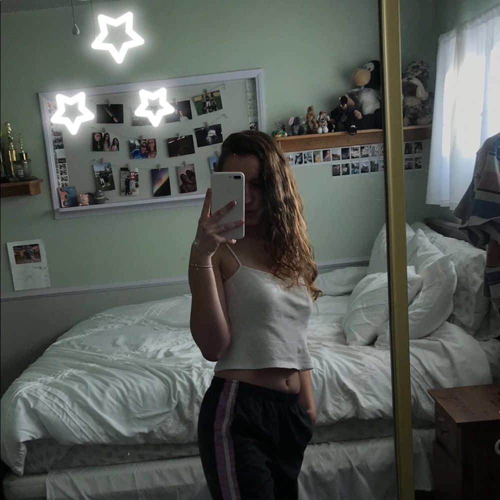 Meet your Posher, Emily